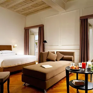 Pensión Splendor, Roma