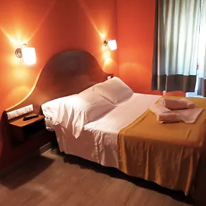 Hotel New Paradise, Roma