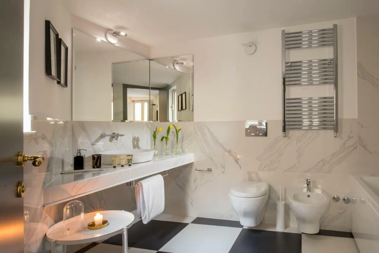 Hotel Almaìt Roma Affittacamere